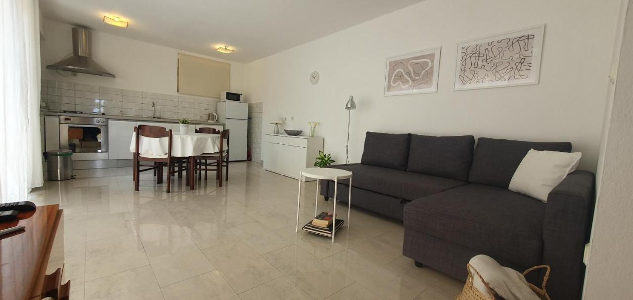 Apartment Brgacelj Kali Extérieur photo